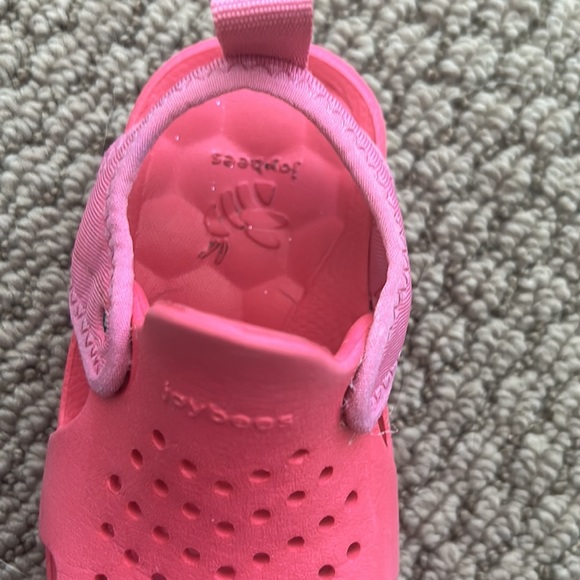 Joybees pink shoes - Picture 2 of 3